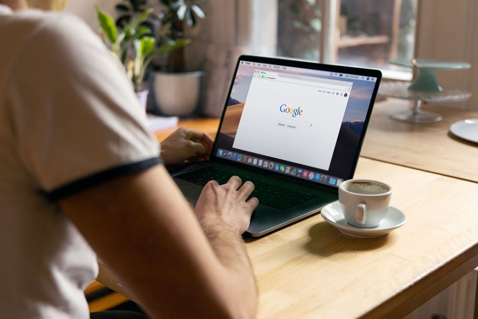 Quad Marketing strategist analyzing search rankings and keyword data
